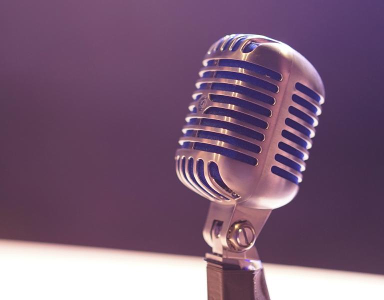 Microphone