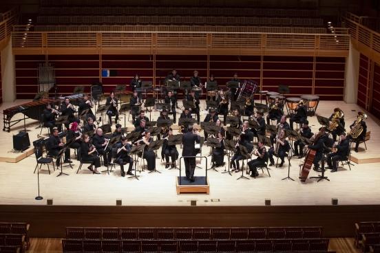 Symphonic Wind Ensemble on stage 