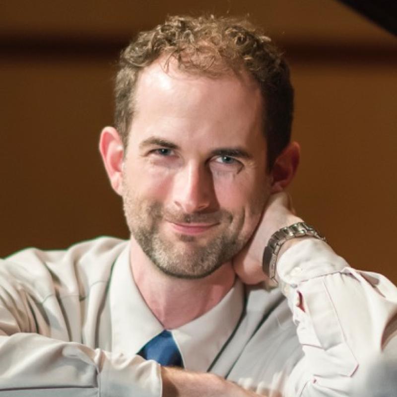 Dan Cromeenes Headshot