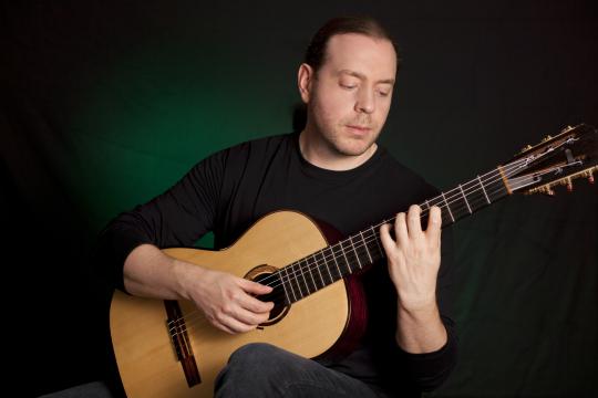 Guitarist Evan Hirschelman