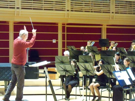 Keith Brion rehearses the SSU Symphonic Wind Ensemble