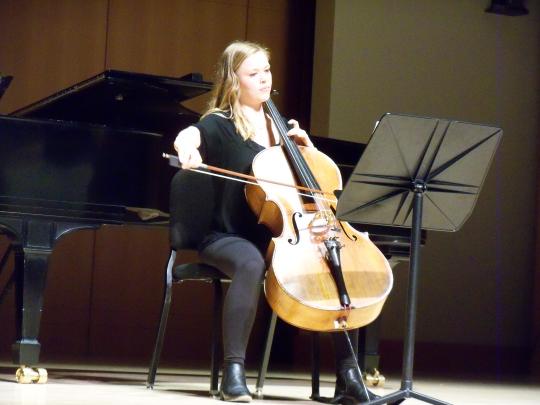 Concerto Competition winner Brynn Dally, cellist